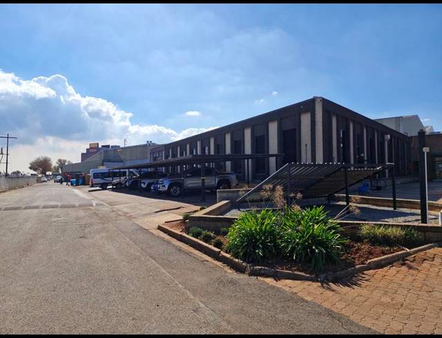 INDUSTRIAL PROPERTY TO RENT IN ISANDO